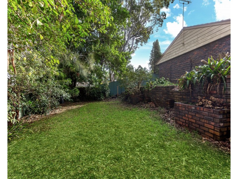 27 BOMBORA AVENUE, Bundeena NSW 2230