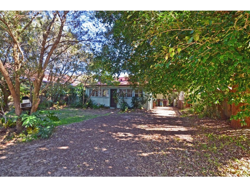 19 THOMPSON STREET, Bundeena NSW 2230