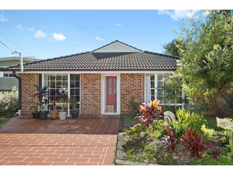 5 MARY STREET, Bundeena NSW 2230