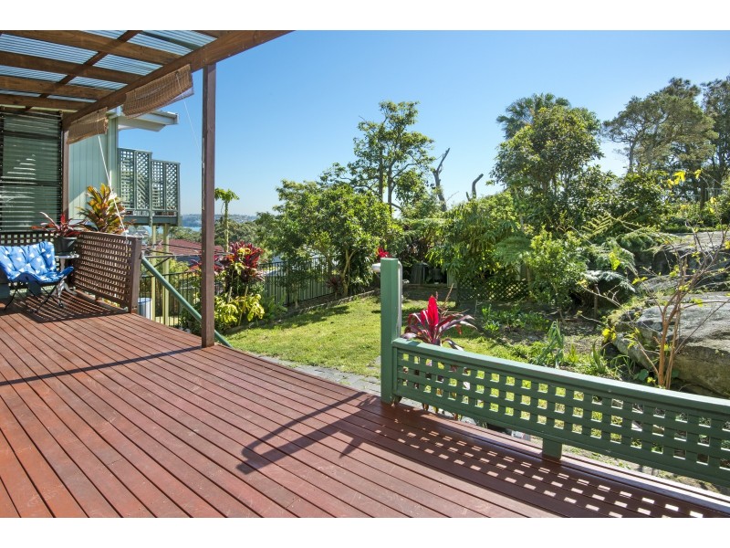 5 MARY STREET, Bundeena NSW 2230