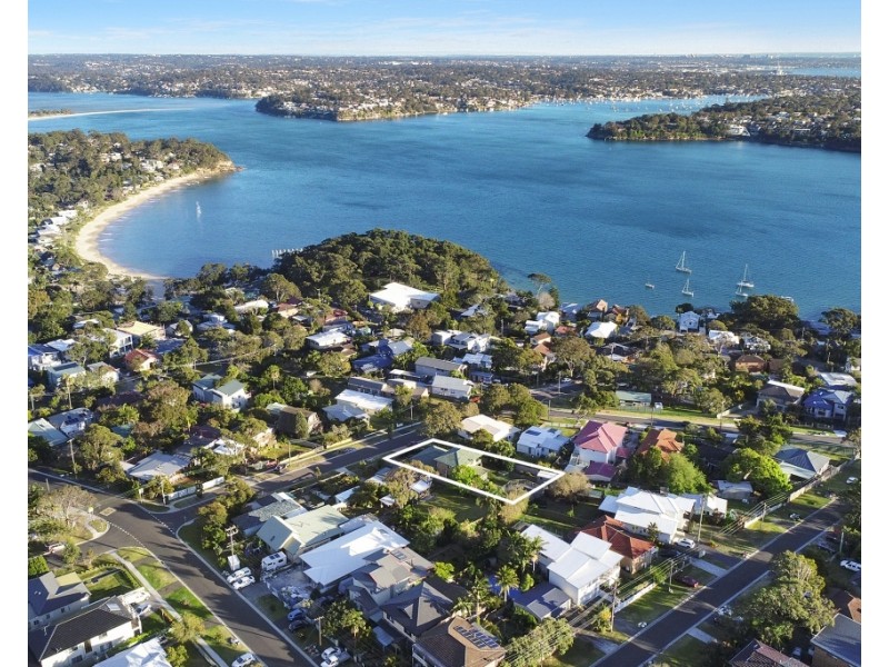 10 BOURNEMOUTH STREET, Bundeena NSW 2230