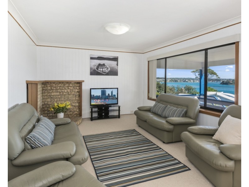62 LOFTUS STREET, Bundeena NSW 2230