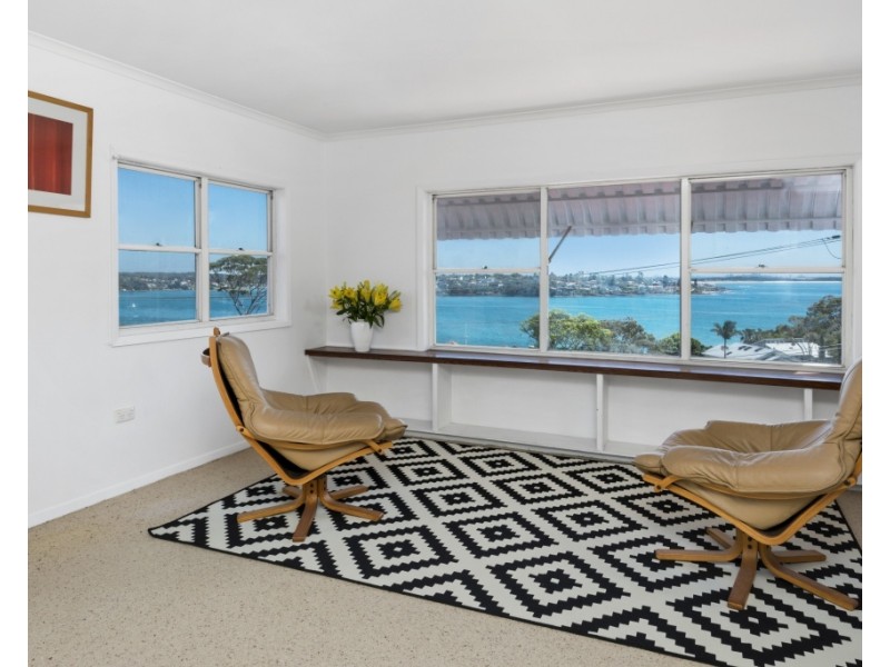 62 LOFTUS STREET, Bundeena NSW 2230