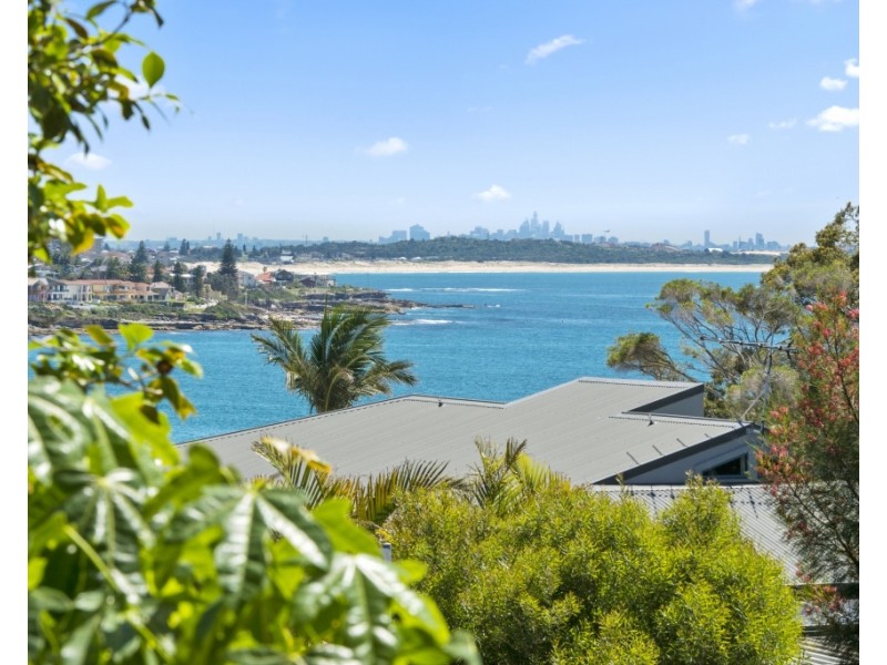 62 LOFTUS STREET, Bundeena NSW 2230