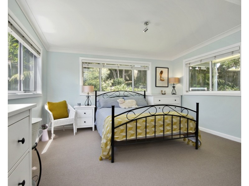 12 BOMBORA AVENUE, Bundeena NSW 2230