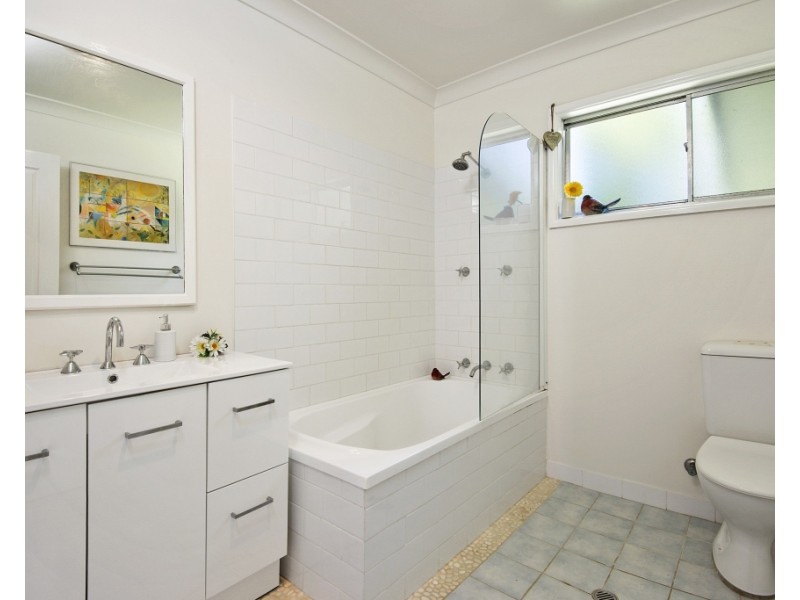 12 BOMBORA AVENUE, Bundeena NSW 2230