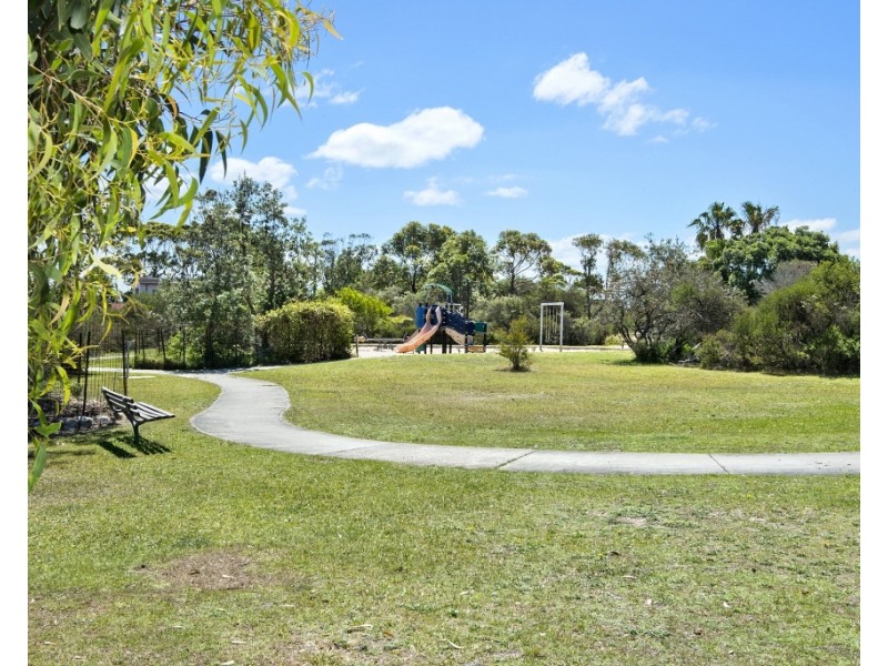 12 BOMBORA AVENUE, Bundeena NSW 2230