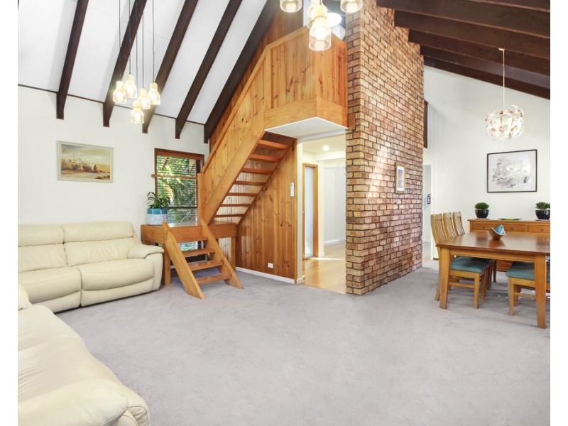 11 BOMBORA AVENUE, Bundeena NSW 2230