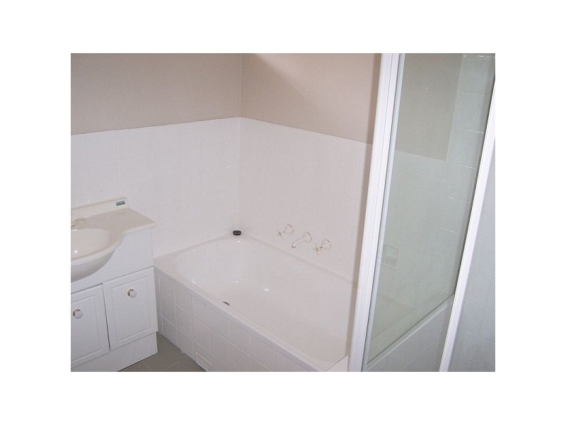 9 Geggie Street, Wentworth Falls NSW 2782