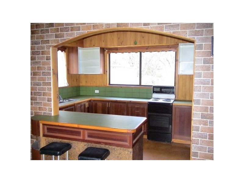 8 View Road, Wentworth Falls NSW 2782