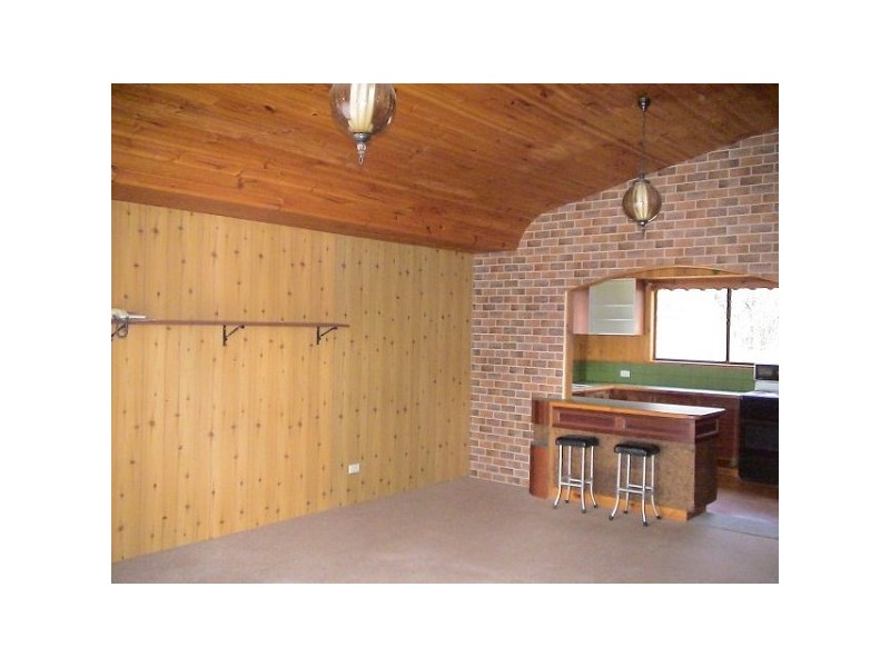 8 View Road, Wentworth Falls NSW 2782