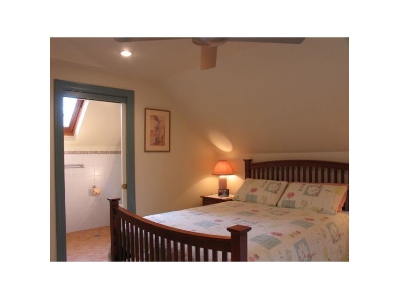 10 Page Avenue, Wentworth Falls NSW 2782