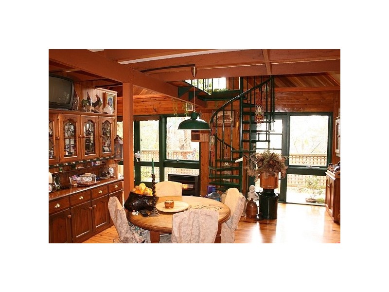 34 Winston St, Leura NSW 2780