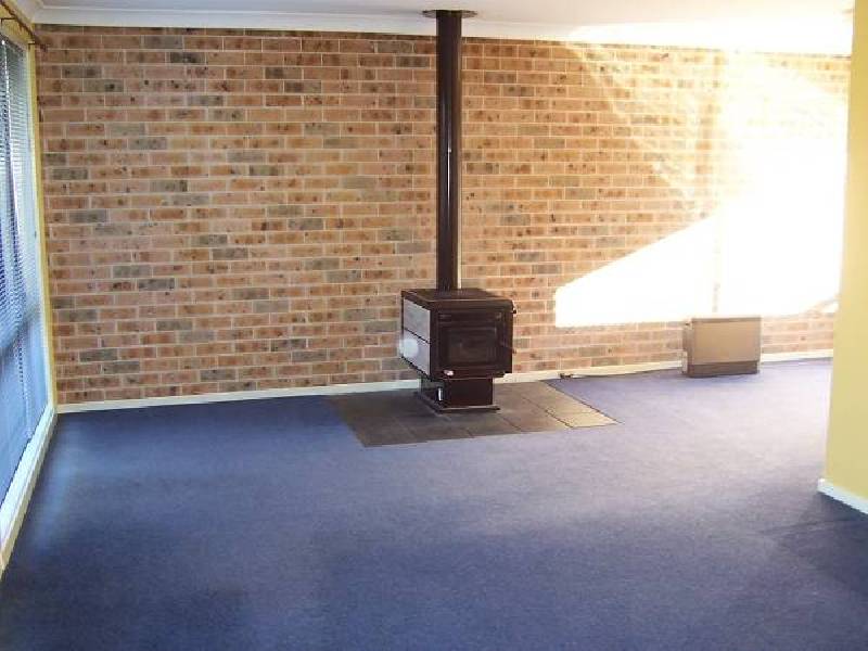 30 Canberra Street, Wentworth Falls NSW 2782