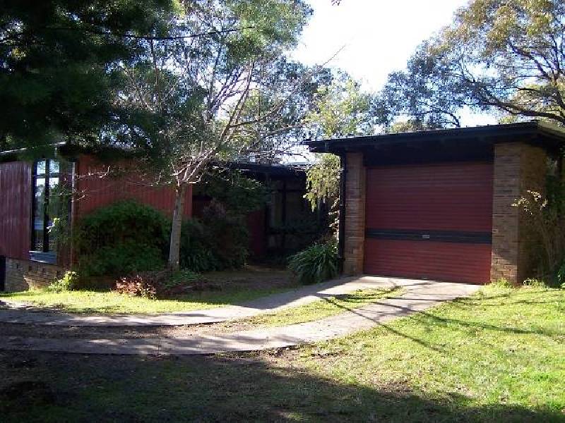 26 Panorama Crescent, Wentworth Falls NSW 2782