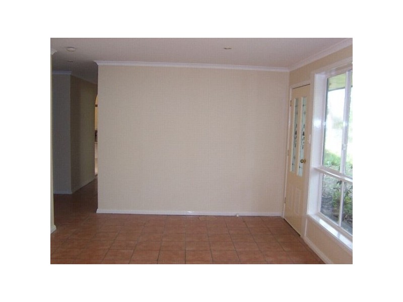 116 Henderson Road, Wentworth Falls NSW 2782