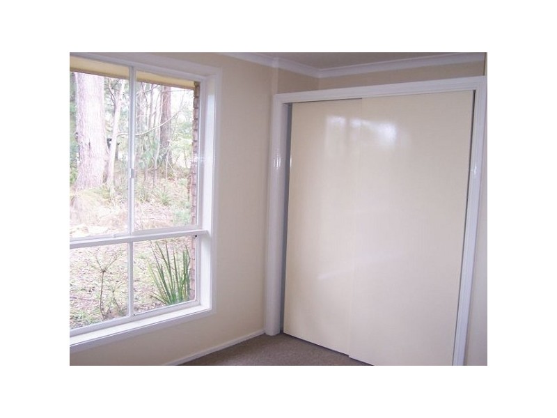 116 Henderson Road, Wentworth Falls NSW 2782