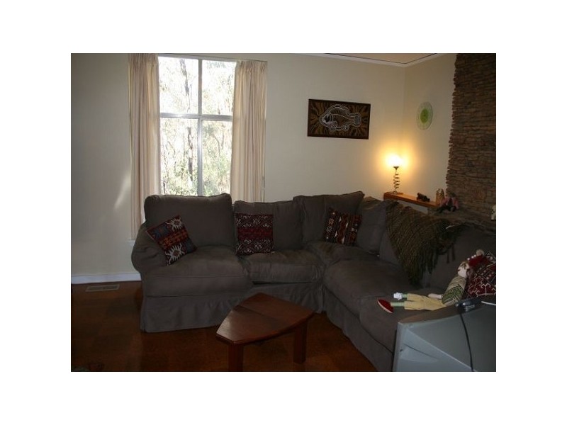 23 Edward Pde, Wentworth Falls NSW 2782