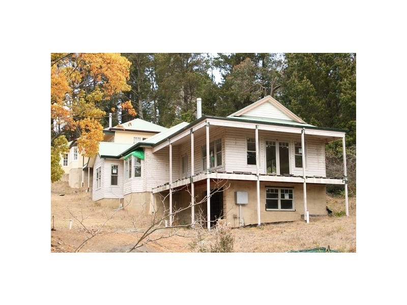 35 Northcote Rd, Leura NSW 2780