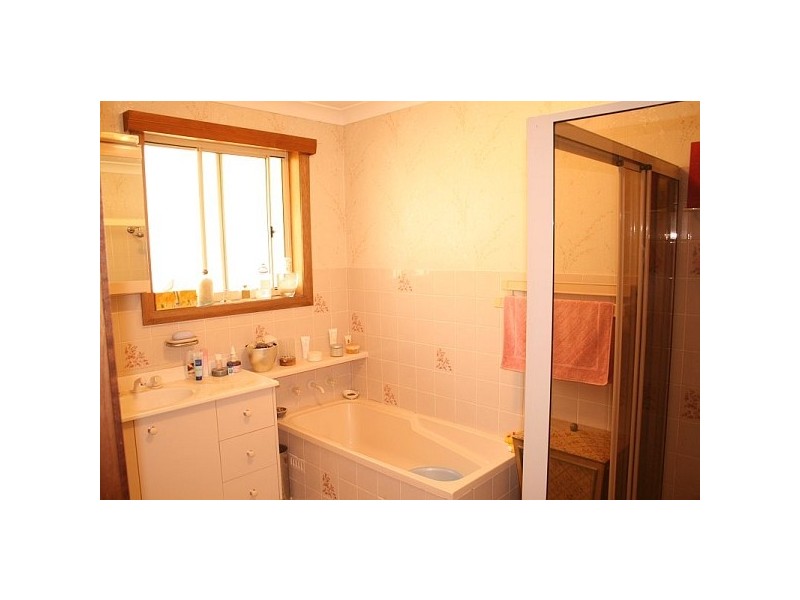 44 Lurline Street, Wentworth Falls NSW 2782