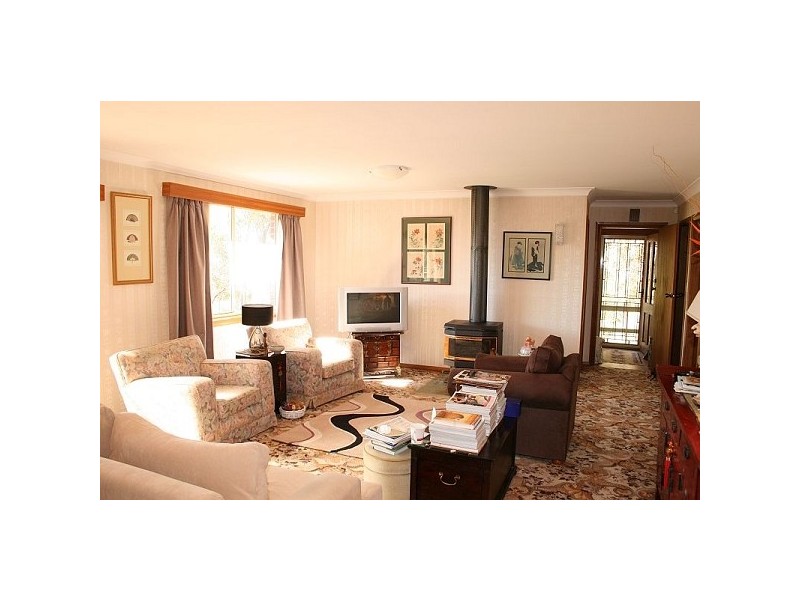 44 Lurline Street, Wentworth Falls NSW 2782