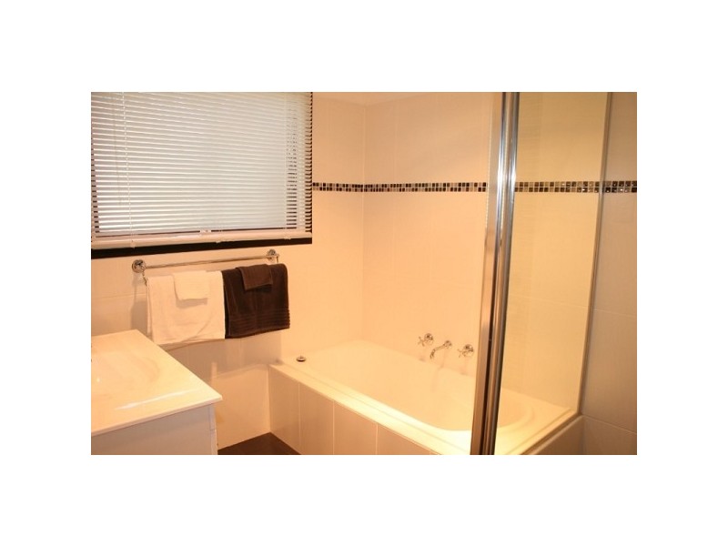 7 Lawson View Pde, Wentworth Falls NSW 2782