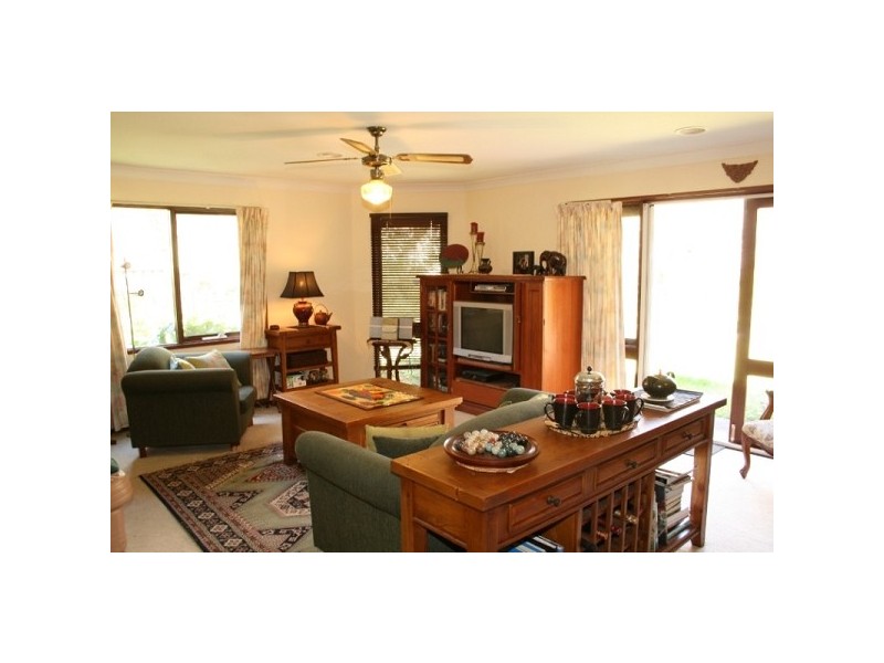 7 Lawson View Pde, Wentworth Falls NSW 2782