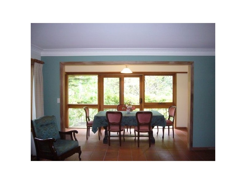 27 McLaughlin Avenue, Wentworth Falls NSW 2782