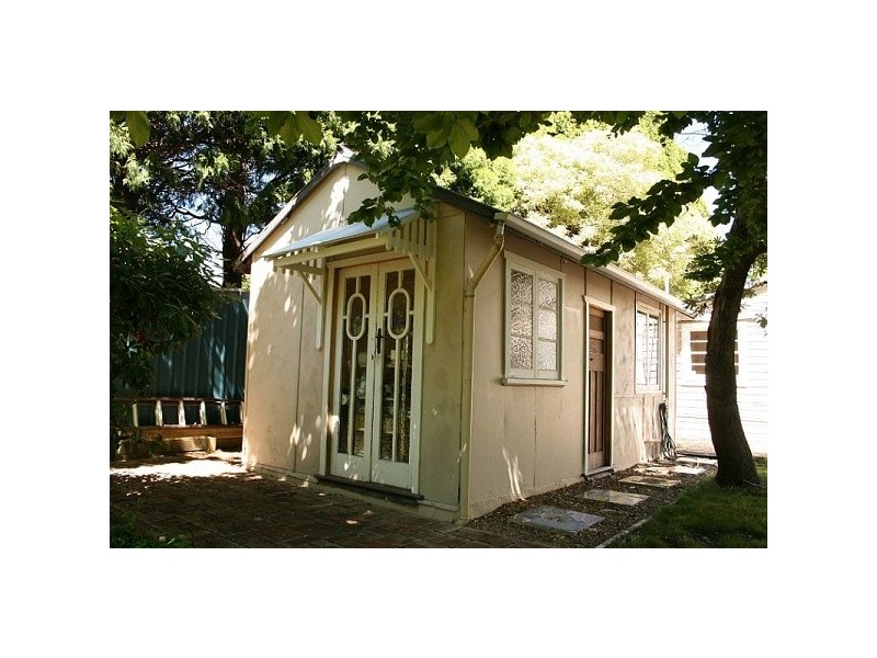 8 Russell Rd, Leura NSW 2780