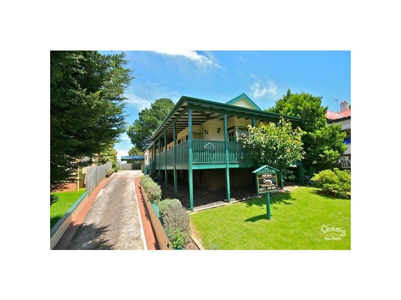 31 Lovel St, Katoomba NSW 2780