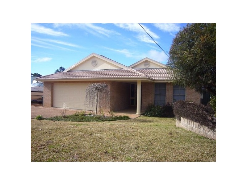 244 Blaxland Road, Wentworth Falls NSW 2782