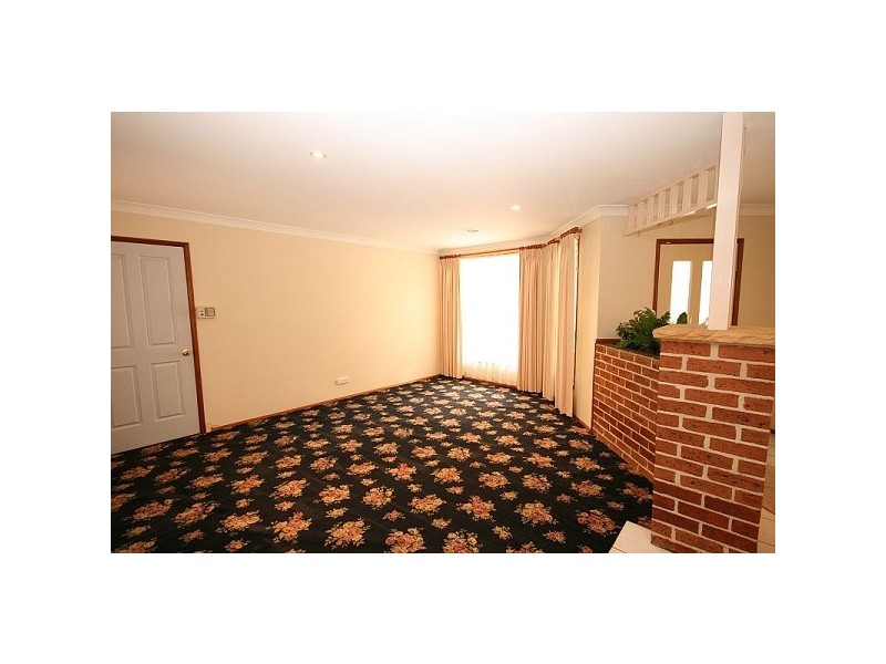 44 Darwin Avenue, Wentworth Falls NSW 2782