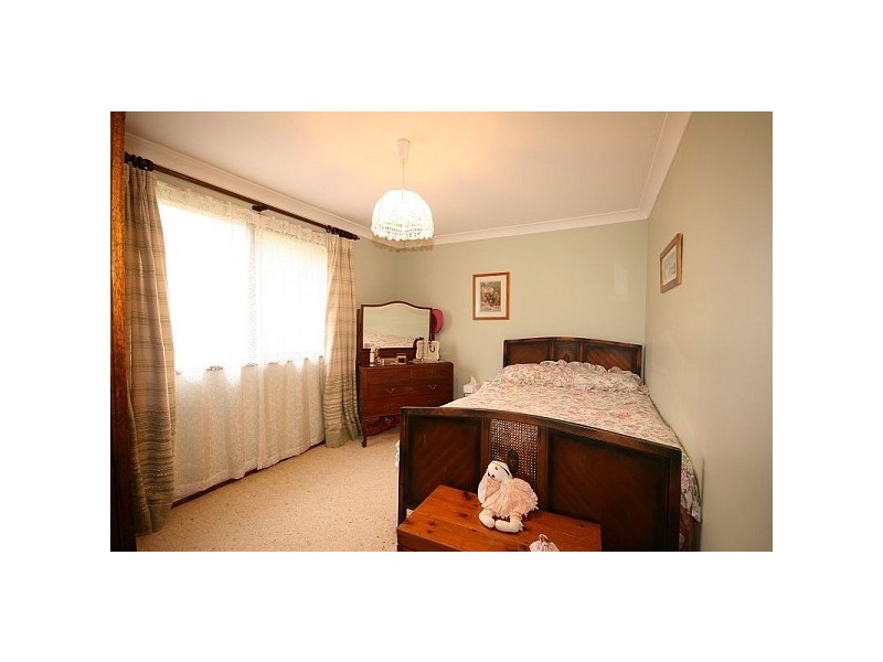 3 Panorama Cr, Wentworth Falls NSW 2782