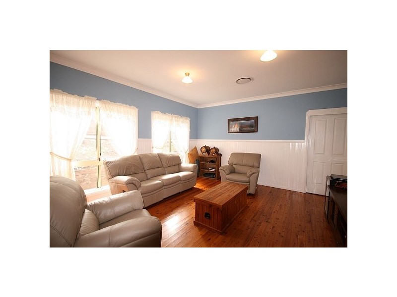 35a Kent St, Bullaburra NSW 2784