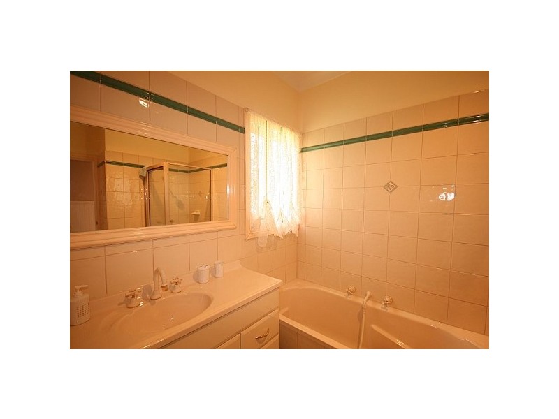 35a Kent St, Bullaburra NSW 2784