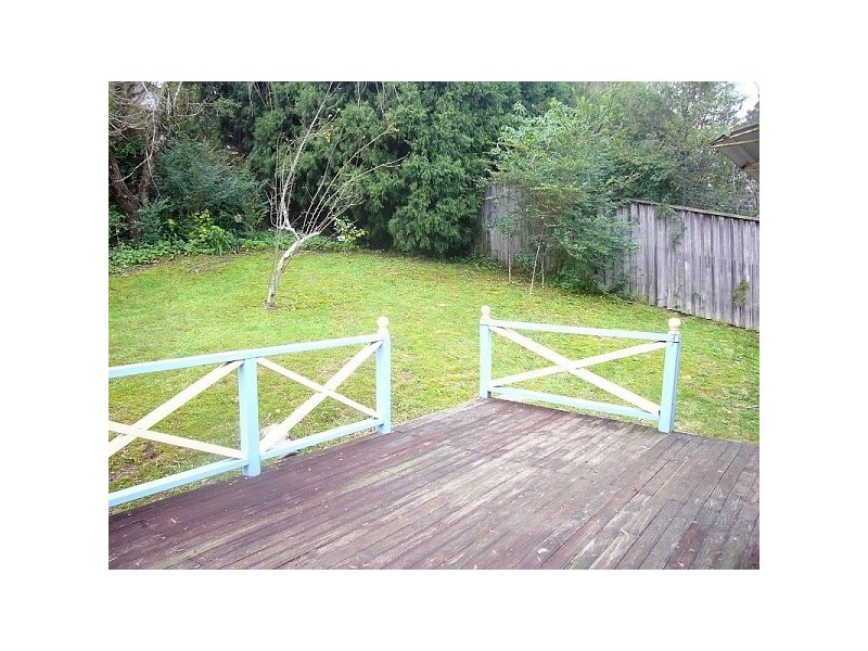 1 St Georges Pde, Wentworth Falls NSW 2782