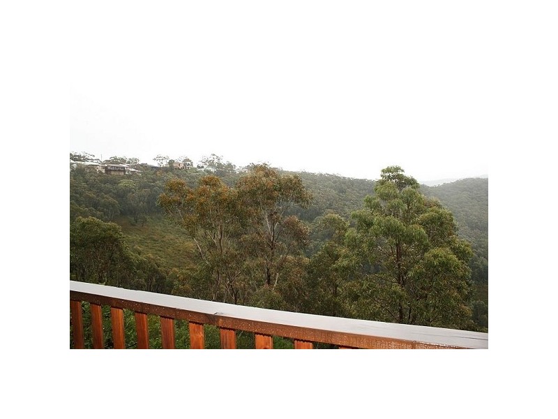 42 Edward Pde, Wentworth Falls NSW 2782