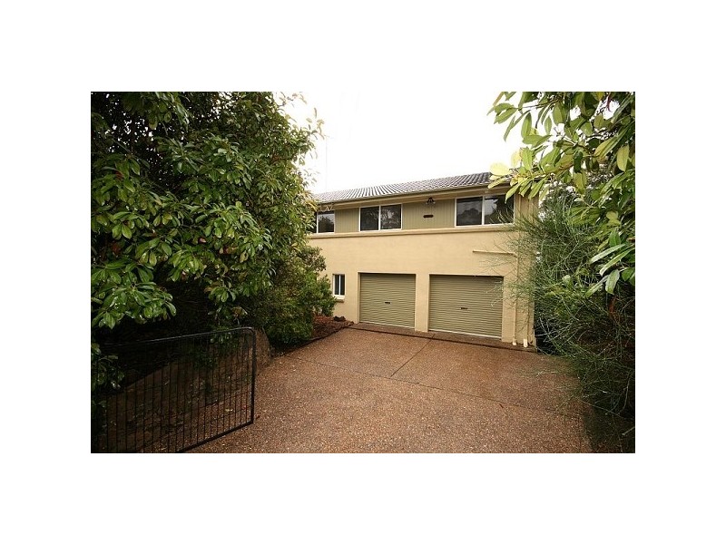 42 Edward Pde, Wentworth Falls NSW 2782