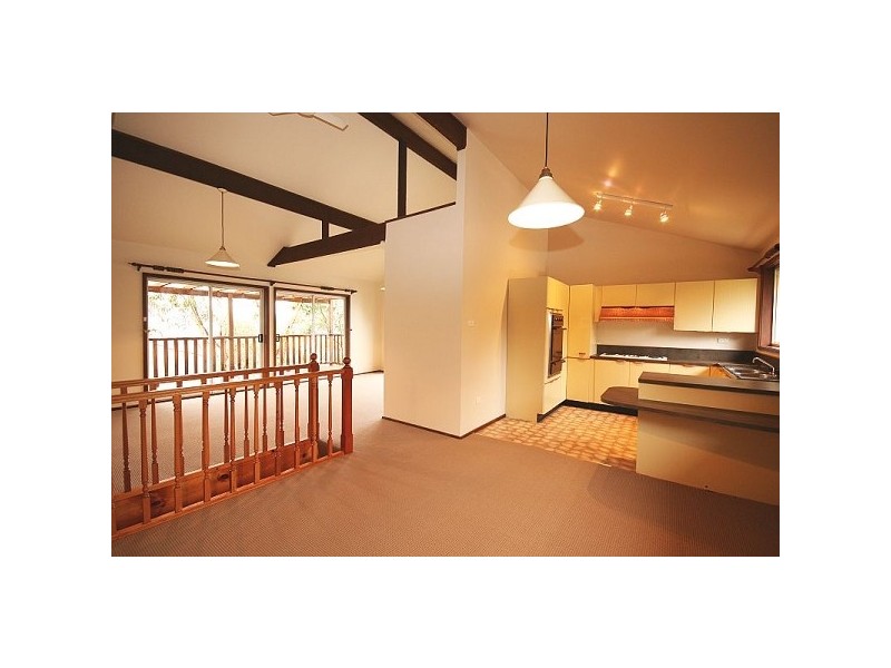 42 Edward Pde, Wentworth Falls NSW 2782