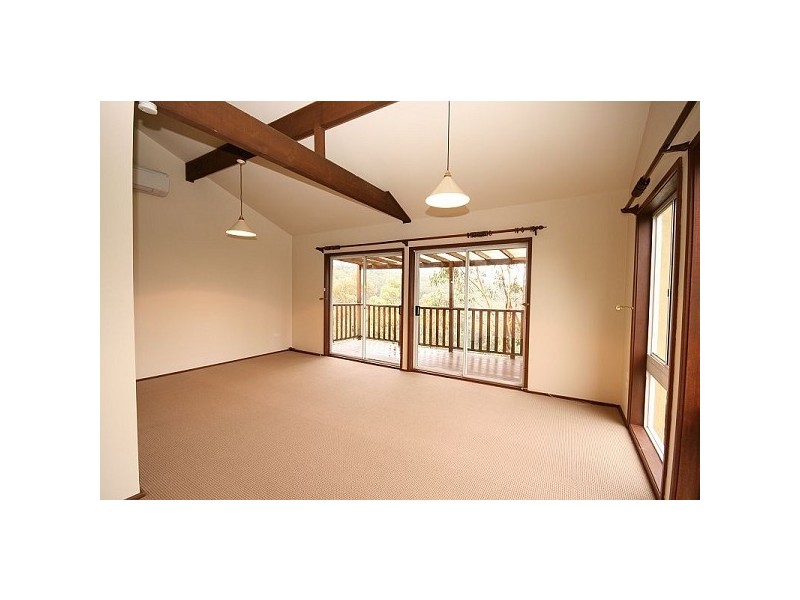 42 Edward Pde, Wentworth Falls NSW 2782