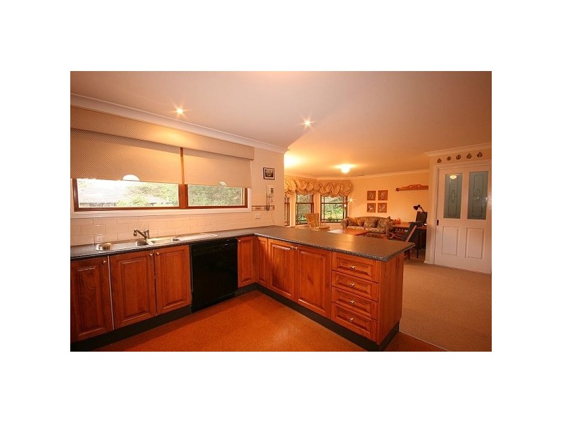 10 Olympian Pde, Leura NSW 2780