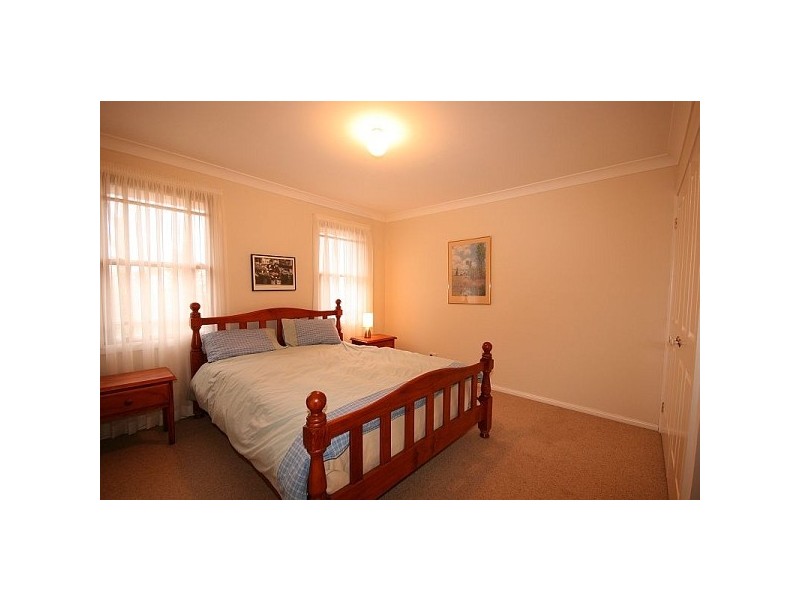 10 Olympian Pde, Leura NSW 2780