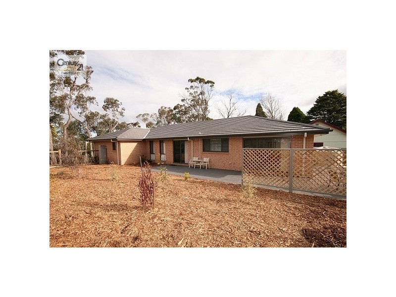 15 Kalinda Rd, Bullaburra NSW 2784