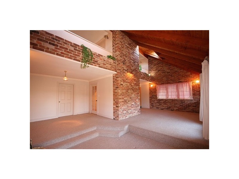 127 Boronia Road, Bullaburra NSW 2784