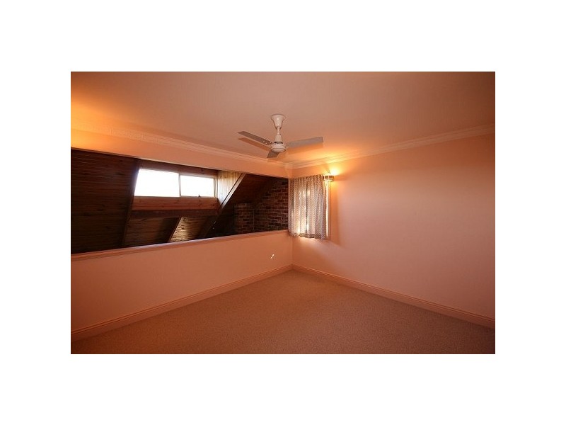 127 Boronia Road, Bullaburra NSW 2784