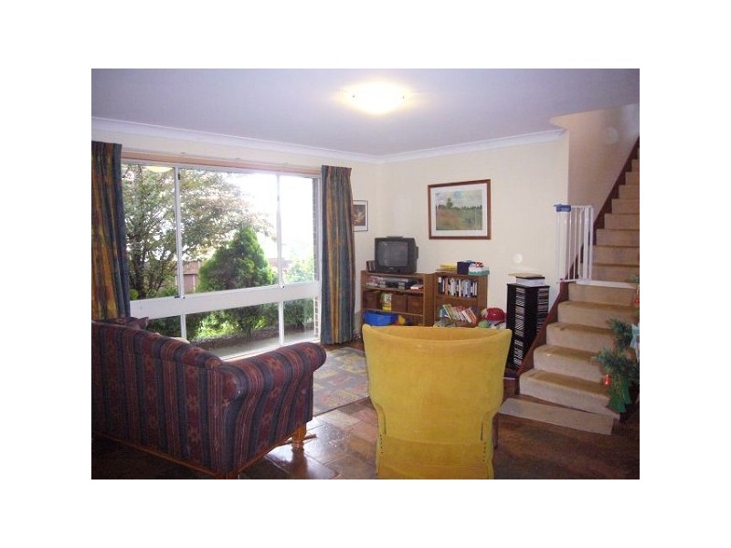 61 Tableland Road, Wentworth Falls NSW 2782