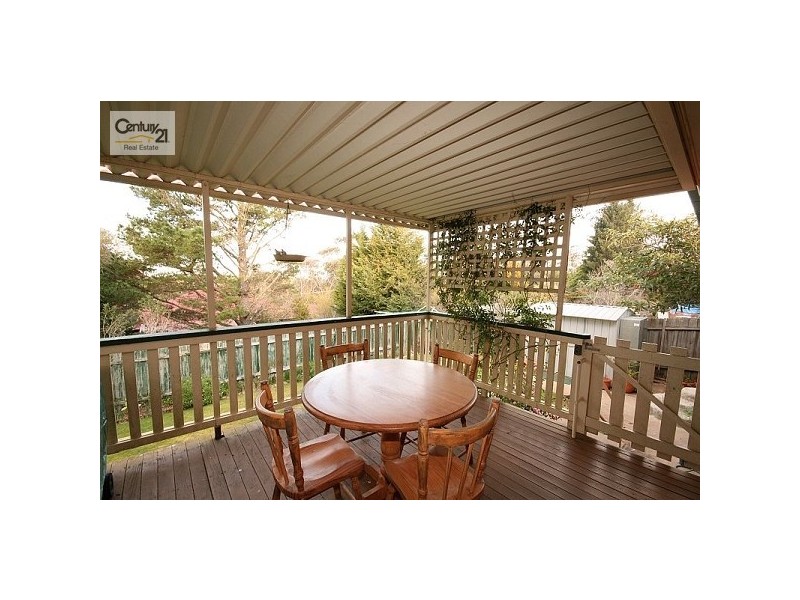 320 Blaxland Rd, Wentworth Falls NSW 2782