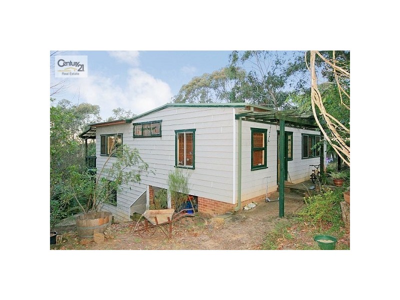 9 Yanko Ave, Wentworth Falls NSW 2782