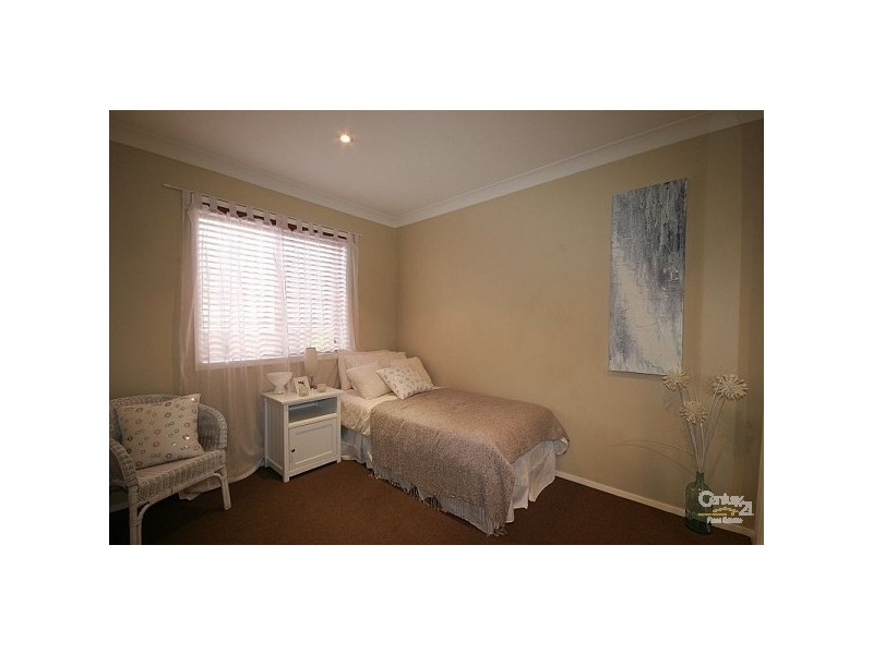 3 Boronia Rd, Wentworth Falls NSW 2782