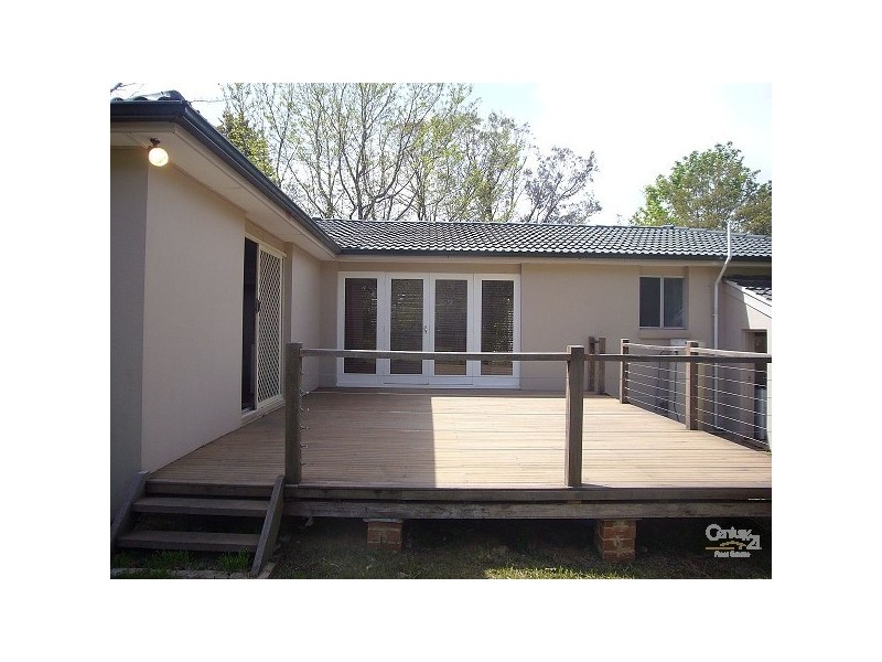 3 Boronia Rd, Wentworth Falls NSW 2782